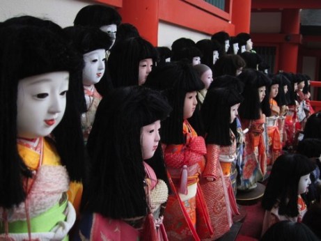 萬念寺のお菊人形 全国怪奇現象ファイル